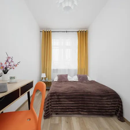 Modern Near Airport Wlochy By Renters * Warszawa