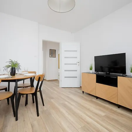 Modern Near Airport Wlochy By Renters *