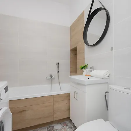 Modern Near Airport Wlochy By Renters *